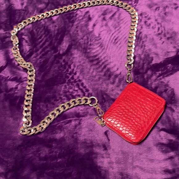 Card carrier - Picture 2 of 4